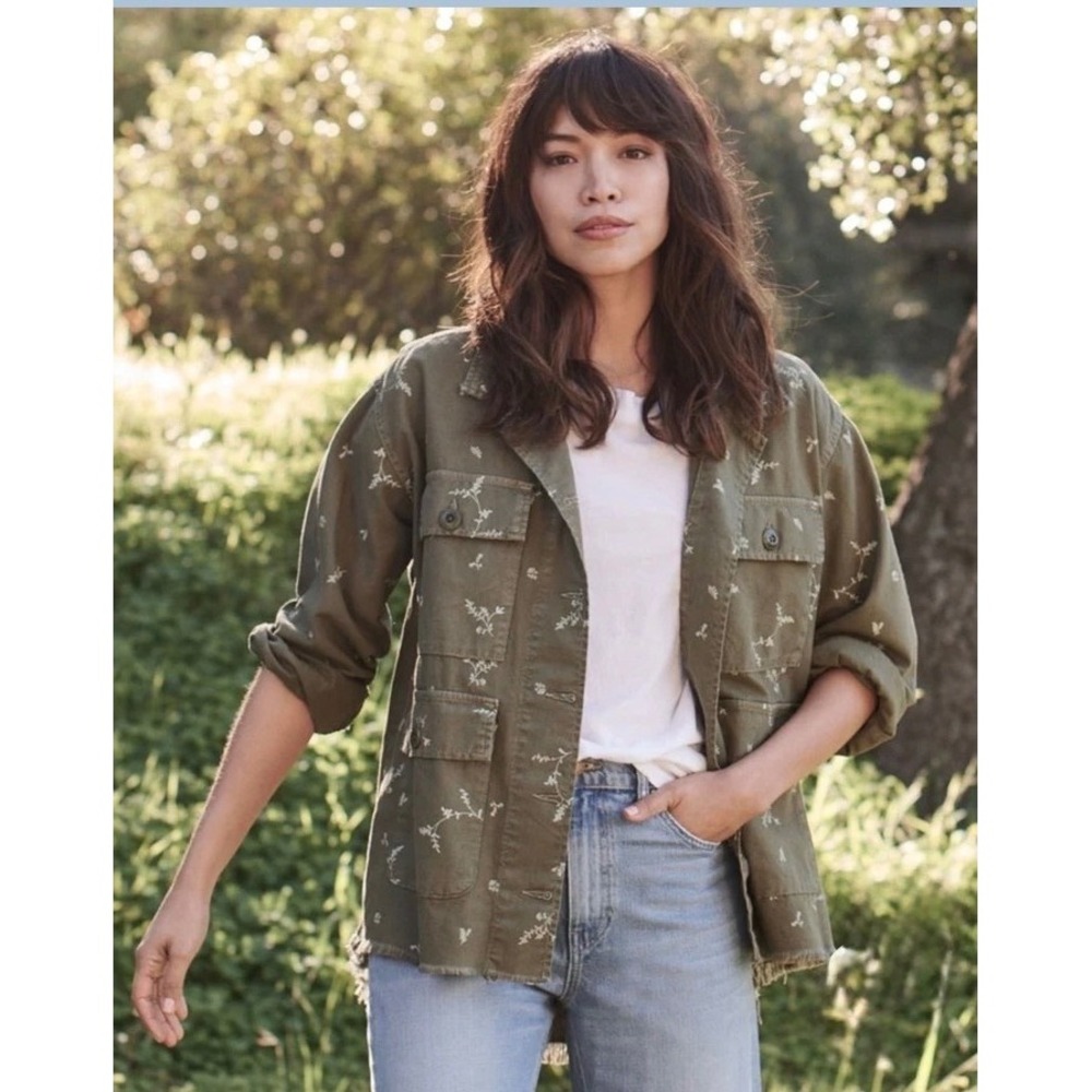 THE GREAT Frayed Lieutenant Jacket Spring Print Beat Up Army Utility Jacket Sz 2